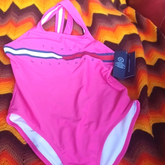 NWT Tommy Hilfiger Girls Swimsuit One Piece Hygienic Lining 50+UPF Size XLARGE - Picture 1 of 6